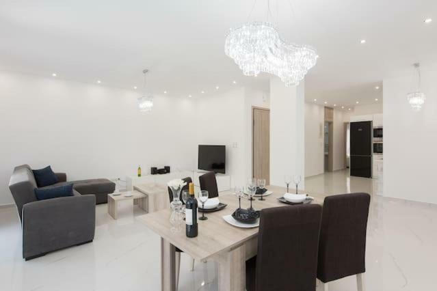 Despina'S Luxury Apt Downtown Ираклио Екстериор снимка